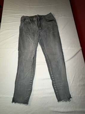 Seven Jeans Womens Gray Skinny Jeans Size 10 Raw Hem Denim